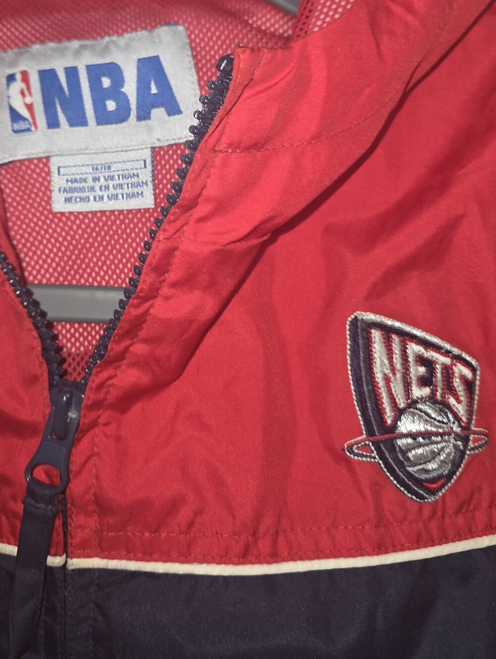 90's New Jersey Nets Youth Windbreaker Size Large 16/18 NBA Vintage